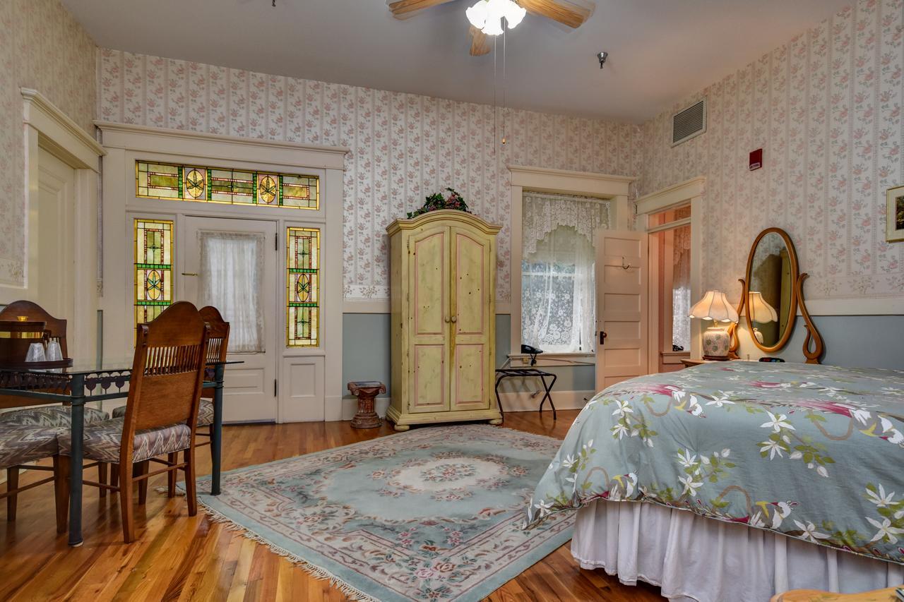 The Mansion At Elfindale Bed & Breakfast Springfield Rom bilde