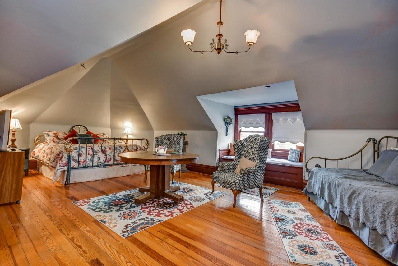 The Mansion At Elfindale Bed & Breakfast Springfield Rom bilde